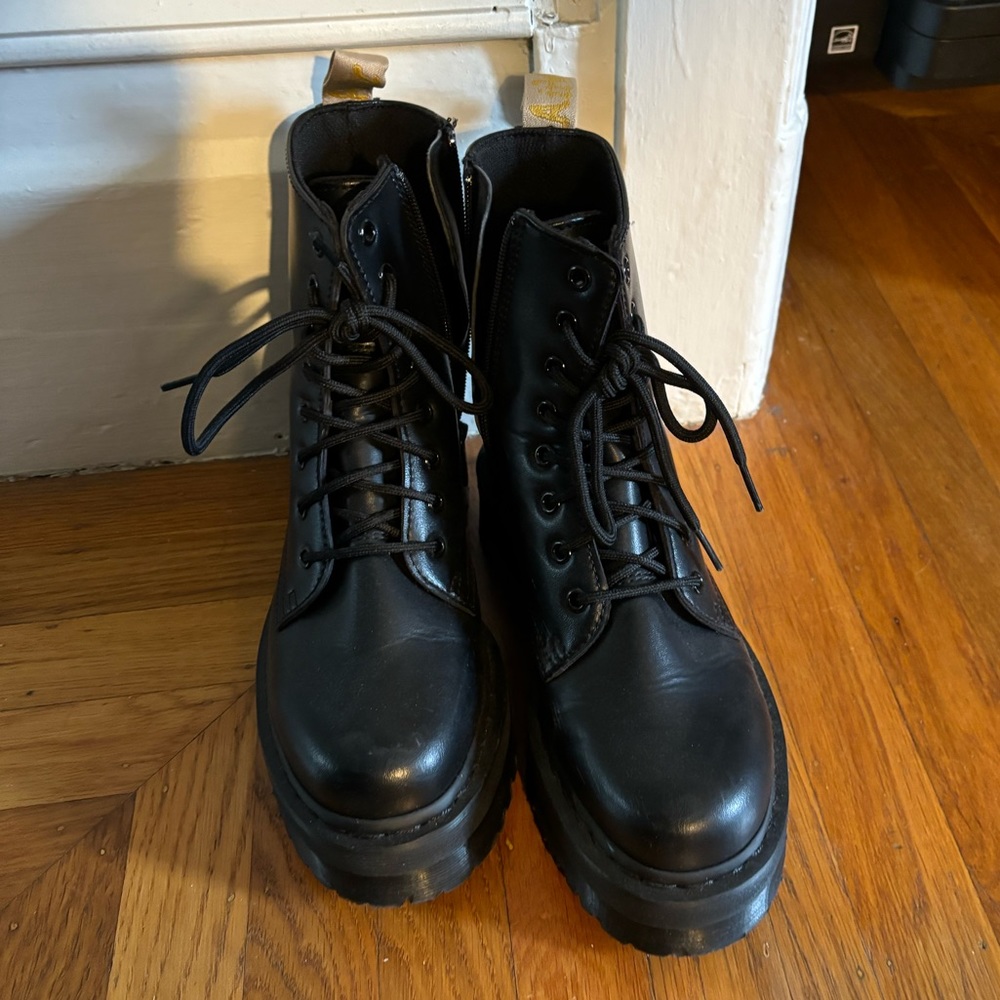 Platform Vegan Leather Doc Martens